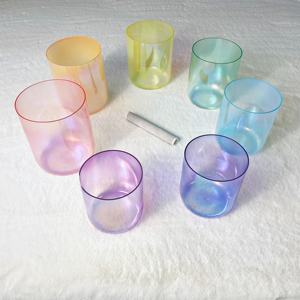 Compre al por mayor Crystal Soul Sound Singing Bowl Heart Chakra Set Colored - Product Image 5