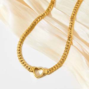 Collar de Joyería de Oro Antideslustre Hyperbole, Cadena de Acero Inoxidable con Corazón de 24k Estilo Dubai para Mujeres, Hombres y Niñas - Product Image 3