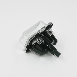 Feux de plaque d'immatriculation LED sans erreur Canbus pour <span class=keywords><strong>Mercedes</strong></span> Benz W204 W212 W221 - Product Image 6