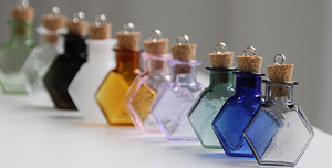 Mặt Dây Chuyền Vỏ Lọ Vòng Cổ. Trang Sức Tự Làm Thu Nhỏ ^ ^ Chai Thủy Tinh Vodka Rỗng Nhỏ Với Nút Chai Và Móc Bằng Gỗ - Product Image 5