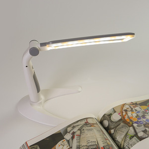 5x डेस्कटॉप हैंडहेल्ड <span class=keywords><strong>2</strong></span> में एलईडी लाइट के साथ <span class=keywords><strong>1</strong></span> आवर्धक ग्लास - Product Image 3