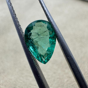 Piedra preciosa Esmeralda natural de Zambia, proveedor al por mayor, corte de pera Esmeralda, fabricante de piedras preciosas sueltas facetadas - Product Image 1