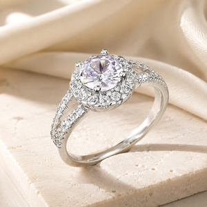 Anello di Fidanzamento di Lusso con Zirconi per Coppie, Regalo Romantico per Proposta e Anniversario, Gioiello da Dito - Product Image 3