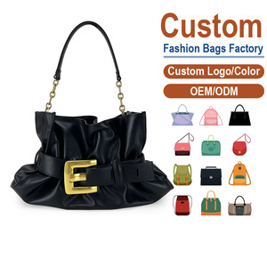 กระเป๋าสะพายหนังแท้แบบเต็มรูปแบบลายเม็ดเล็กๆรูปทรงแบบจีบเบาๆพร้อมสายสะพายตามธรรมชาติ | ภาพเงาที่ผ่อนคลายได้อย่างง่ายดาย - Product Image 1