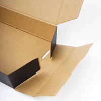 Boîtes d'expédition en kraft biodégradables et recyclables personnalisées, impression UV, finition mate, pour l'emballage des chaussettes, e-commerce