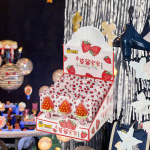 Commercio all'ingrosso cinese esotico dolce gelatina di fragola <span class=keywords><strong>Candy</strong></span> Bar scatola Sour dolce Snack frutta lecca - Product Image 3