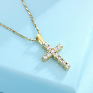 VVS モアッサナイト ネックレス キリスト教 クロス ペンダント 14K ホワイトゴールドメッキ 925 スターリングシルバー 宗教ジュエリー 男女兼用ギフト - Product Image 6