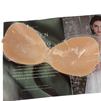 Soutiens-gorge en silicone sans couture invisible couvre-mamelon push-up adhésif dos nu sous-vêtements sexy réutilisables pour les séances photo des femmes
