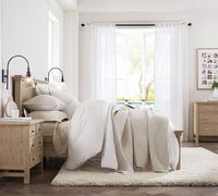 Lit king-size en bois de luxe au design minimaliste simple, style rustique de ferme