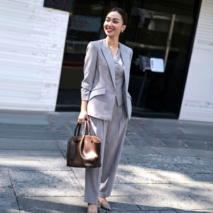 <b>Women's</b> Zipper Closure Lapel Blazer Angled Flap Pocket Wool/Polyester Anti-Wrinkle <b>Smart</b> Casual <b>Jacket</b> - Product Image 1