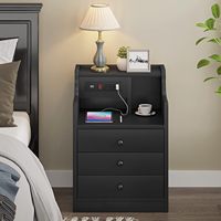 Vente directe d'usine, station de charge USB noire mate avec protection surélevée, armoire de chevet miniature à trois tiroirs pour chambre à coucher