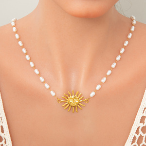 Collar de Perlas de Acero Inoxidable con Colgante de Sol, Gargantilla, Joyería para Fiesta, Chapado en Oro de 18K, Collares de Moda con Colgante - Product Image 3