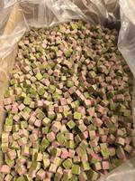 Friandises lyophilisées pour chats au poulet, herbe à chat et canneberge, riches en protéines, pour la santé gastro-intestinale et la croissance des poils, personnalisables, vente directe usine 70g