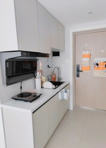 Ensemble <span class=keywords><strong>de</strong></span> meubles <span class=keywords><strong>de</strong></span> <span class=keywords><strong>cuisine</strong></span> <span class=keywords><strong>en</strong></span> mélamine économique pour hôtel et appartement, <span class=keywords><strong>petit</strong></span> format, avec appareils électroménagers, prix d'usine <span class=keywords><strong>en</strong></span> gros - Product Image 6