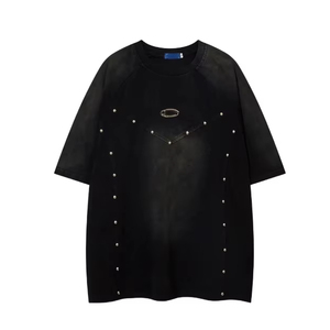 Camiseta con estampado geométrico lavado Vintage para hombre con tachuelas metálicas Logotipo de Brank personalizado Impresión de soplo 3D Camiseta de gran tamaño con estampado de silicona - Product Image 1