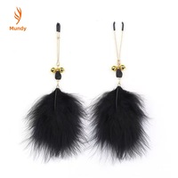 Clip de téton séduisant pour adultes, en métal et plumes, jouet sexuel BDSM pour femmes, pour punition, flirt et bondage