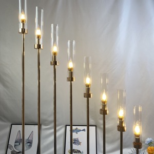 Vente en gros d'usine, chandelier à 8 bras en métal doré et acrylique, porte-<span class=keywords><strong>bougie</strong></span> haut, <span class=keywords><strong>centre</strong></span> <span class=keywords><strong>de</strong></span> <span class=keywords><strong>table</strong></span> pour Noël et mariage - Product Image 6