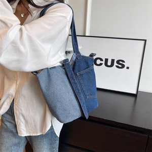 Sac seau rétro style Mori en jean avec doublure polyester, petite boucle de fermeture, pour femme, à porter à la main, à l'épaule ou en bandoulière, pour bouteille d'eau - Product Image 2