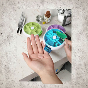 Round Press-Type Rotary Plastic 7-Day Pill Box with Medicine Storage <b>Container</b> <b>for</b> <b>Tablets</b>/ - Product Image 3