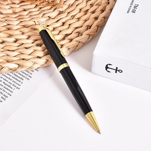 Penna a Sfera <span class=keywords><strong>in</strong></span> Metallo Rosa per Signora Elegante con Logo Personalizzato - Product Image 4