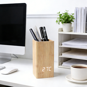 Reloj Despertador de Escritorio con Control de Voz Digital LED Electrónico con Logotipo Personalizado, Almacenamiento, Función de Repetición, Soporte para Bolígrafos de Madera, Calendario, Regalos de Oficina - Product Image 1