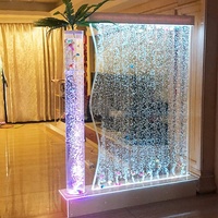 Meuble de bar moderne mobile à LED, écran mural décoratif en acrylique en forme de S avec bulles d'eau, vente chaude