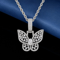 Pendentif Papillon en Alliage Plaqué Argent avec Strass Baguette Effet Glacé, Collier Hip Hop Chaîne Corde, En Stock, Vente en Gros