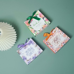 Grosir tas hadiah permen pola bunga dengan pita pesta pernikahan kotak tas hadiah terima kasih - Product Image 2