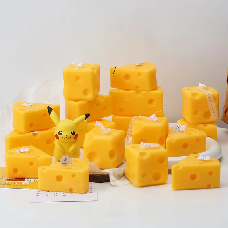 Benutzer definiertes Logo Realistische Lebensmittel kerze Modell Dreieck Quadrat Käse geformte Kerze Paraffin wachs Duft kerzen