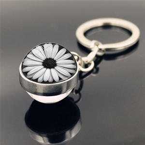 Porte-clés double face en acier inoxydable tournesol, pendentif promotionnel personnalisé de haute qualité - Product Image 2