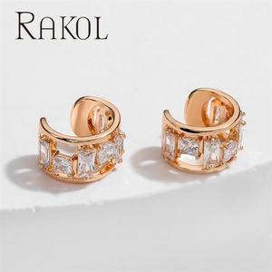 RAKOL EP2748-pendientes <span class=keywords><strong>sin</strong></span> <span class=keywords><strong>agujero</strong></span> para oreja para mujer, 3mm, 6mm, 18K, chapado en oro, 316L, acero inoxidable - Product Image 5