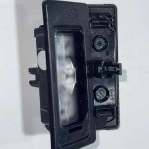 Luz de matrícula trasera 95863162010 Estado Nuevo para <span class=keywords><strong>Ca</strong></span>-yenne - Product Image 1