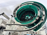Machine de remplissage et de bouchage semi-automatique pour bouteilles de shampoing colorant capillaire liquide noir, modèle 2026, en promotion – Remplisseuse et boucheuse de peignes colorants capillaires