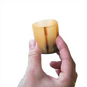 Modèle haut de gamme : Chope à boire Viking en corne de buffle et verre, avec agate, bordure en laiton de haute qualité, motif animal, pour bière, prix bas, naturel - Product Image 1