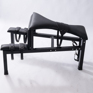Chaise de bondage BDSM noire pour positionnement et maintien, avec fonction d'orgasme forcé et de fessée, équipement de bondage - Product Image 6