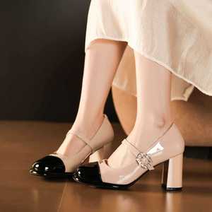 Escarpins Mary Jane à bout rond en cuir verni, talon carré de 5 cm ou 8 cm, avec bride à boucle et décorations en strass, chaussures confortables pour femme - Product Image 4