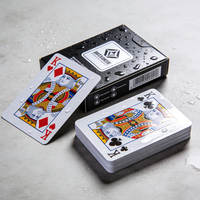 Usine OEM ODM, jeux de cartes de poker en plastique imperméable en PVC pour adultes, vente en gros, échantillon gratuit, cartes de jeu imprimées durables et divertissantes