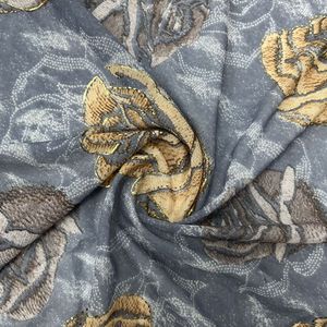 Vente en gros de tissu en maille à imprimé floral de qualité goon à bas prix avec filet en feuille d'or pour vêtement - Product Image 1