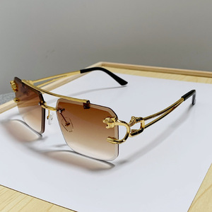 Fashion Men and Women With the Same High-End Gold Leopard Head Metal <b>Square</b> Rimless <b>Edge</b> Cool Anti-Uv Sunglasses - Product Image 3