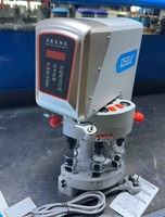 Machine à coudre électrique tout-en-un QS-818D-3 à trois têtes pour la pose de boutons-pression et l'insertion d'œillets