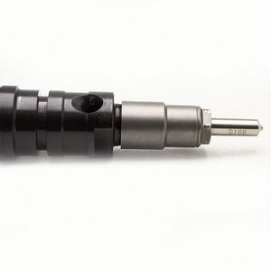 新型柴油机泵共轨喷油器 295050-3300 	 S00036777+02 2950503300 	 S0003677702 - Product Image 3
