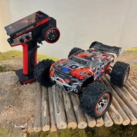HUVELON 1/18 4WD 4x4 Monster Truck Brushless 3-en-1 Tout-Terrain Télécommandé 2.4GHz RTR Qualité Hobby