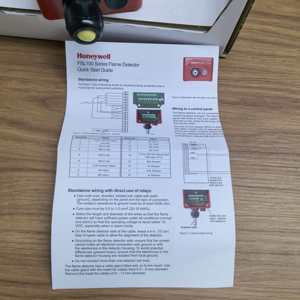 Système de détection de brûleurs industriels Honeywell FSL100-UVIR 220V, capteur optique UV IR haute précision, protection IP55 - Product Image 3