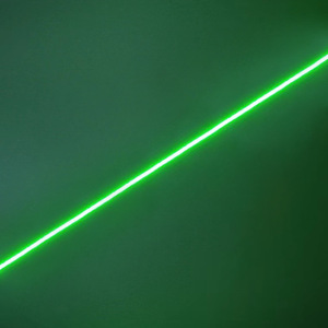 16X70mm 520nm 135mW แรงดันไฟฟ้ากว้าง12V ~ 24V โมดูลเลเซอร์สีเขียวสายแก้วใช้งานง่ายสภาพใหม่สำหรับอุตสาหกรรมการก่อสร้าง - Product Image 5