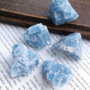 Vente en gros de pierres brutes de calcite bleue naturelle, cristal de guérison pour le Feng Shui et la décoration intérieure - Product Image 6
