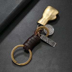 Llavero de metal con guantes de boxeo, colgante vintage de aleación de bronce y cuero trenzado, regalo creativo y personalizado al por mayor - Product Image 3