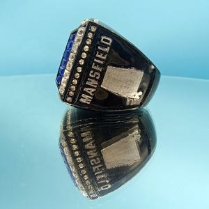 แหวนแชมป์อัลลอยชุบทองพร้อมพลอยเพทายที่ทันสมัยปรับแต่งได้ - Product Image 5