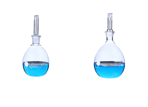 Equipamento De Laboratório De Teste De Água Transparente Pycnômetro De Temperatura De Alta Qualidade 10ml Pycnômetro De Vidro - Product Image 4