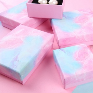 กล่องบรรจุภัณฑ์ของขวัญเครื่องประดับแบบสั่งทำพิเศษ กล่องใส่แหวนสามารถปรับแต่งได้ตามความต้องการ - Product Image 1