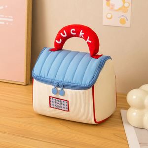 Bolsa de Almacenamiento de Cosméticos de Gran Capacidad con Diseño de Bloques de Color Dopamina y Forma de Casa de Dibujos Animados, Portátil para Viajes - Product Image 2